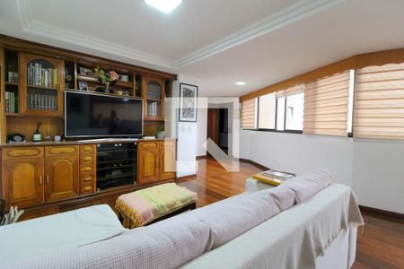 Sala de TV de apartamento à venda com 5 quartos, 275m² em Indianópolis, São Paulo