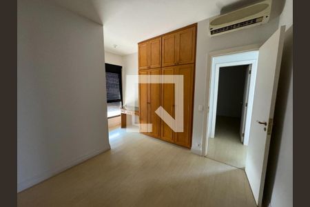Apartamento à venda com 255m², 3 quartos e 2 vagas Apartamento à venda com 255m², 3 quartos e 2 vagasFoto 19