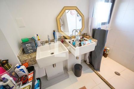 Apartamento à venda com 164m², 3 quartos e 3 vagas Apartamento à venda com 164m², 3 quartos e 3 vagasBanheiro da suíte 03