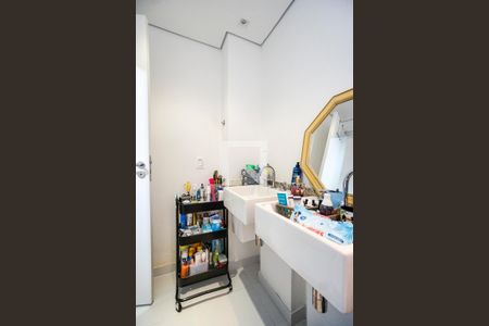 Apartamento à venda com 164m², 3 quartos e 3 vagas Apartamento à venda com 164m², 3 quartos e 3 vagasBanheiro da suíte 03