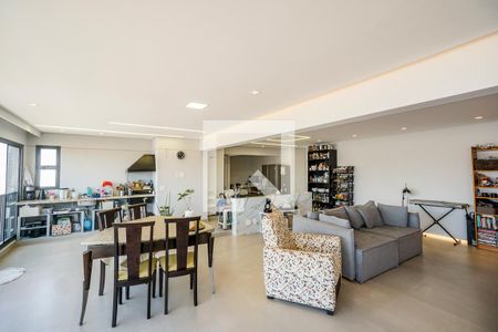 Apartamento à venda com 164m², 3 quartos e 3 vagas Apartamento à venda com 164m², 3 quartos e 3 vagasSala e cozinha