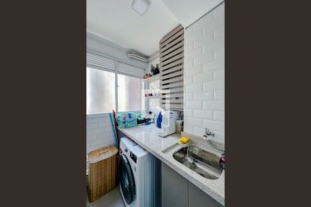 Apartamento à venda com 65m², 3 quartos e 1 vagaÁrea de Serviço