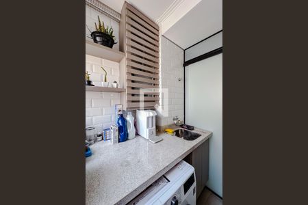 Apartamento à venda com 65m², 3 quartos e 1 vagaÁrea de Serviço