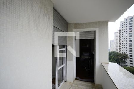 Apartamento à venda com 159m², 3 quartos e 1 vagaVaranda