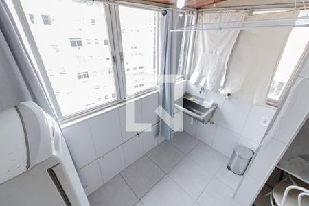Apartamento à venda com 45m², 2 quartos e sem vaga Apartamento à venda com 45m², 2 quartos e sem vagaCozinha e Área de Serviço