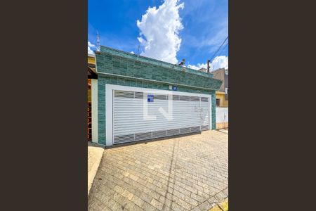 Casa à venda com 115m², 3 quartos e 3 vagasFachada