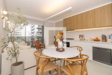 Sala/Cozinha de apartamento à venda com 1 quarto, 38m² em Vila Mariana, São Paulo