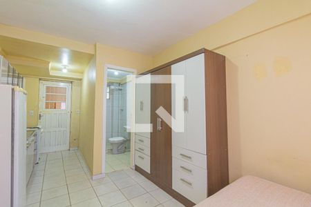 Quarto de kitnet/studio para alugar com 1 quarto, 20m² em São José, Canoas