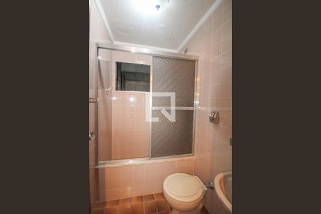 Apartamento à venda com 121m², 3 quartos e 1 vaga Apartamento à venda com 121m², 3 quartos e 1 vagaBanheiro 2