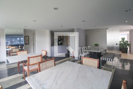 Apartamento à venda com 121m², 3 quartos e 1 vaga Apartamento à venda com 121m², 3 quartos e 1 vagaÁrea comum