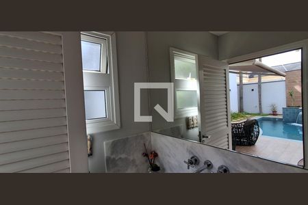 Casa à venda com 486m², 4 quartos e 4 vagasBanheiro Área externa