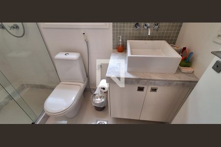 Casa à venda com 486m², 4 quartos e 4 vagasBanheiro Suíte 3