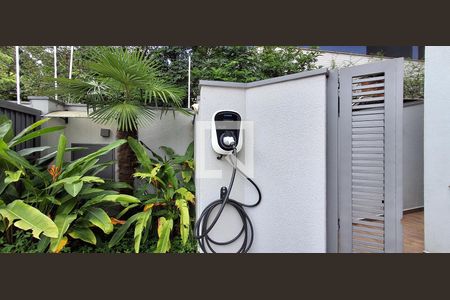 Casa à venda com 486m², 4 quartos e 4 vagasGaragem