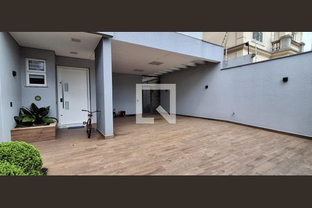 Casa à venda com 486m², 4 quartos e 4 vagasGaragem