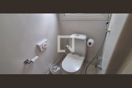 Casa à venda com 486m², 4 quartos e 4 vagasBanheiro Suíte Master