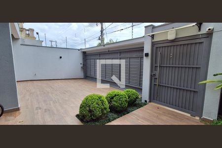 Casa à venda com 486m², 4 quartos e 4 vagasGaragem