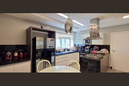 Casa à venda com 486m², 4 quartos e 4 vagasCozinha