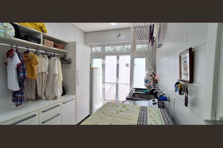 Casa à venda com 486m², 4 quartos e 4 vagasÁrea de Serviço