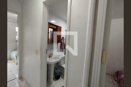 Casa de condomínio à venda com 77m², 3 quartos e 1 vaga