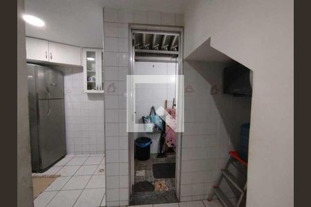Casa de condomínio à venda com 77m², 3 quartos e 1 vaga