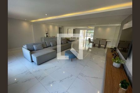 Casa à venda com 5 quartos, 400m² em Camboinhas, Niterói