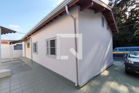 Casa para alugar com 116m², 3 quartos e 4 vagasQuintal  - Garagem