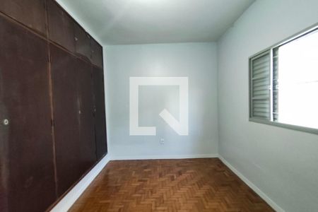 Casa para alugar com 116m², 3 quartos e 4 vagasQuarto 2
