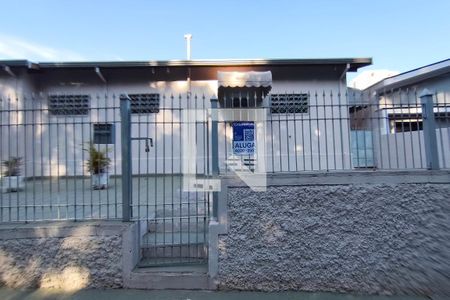 Casa para alugar com 116m², 3 quartos e 4 vagasPLACA INSTALADA NA FACHADA