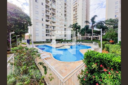 Apartamento à venda com 70m², 3 quartos e 2 vagasÁrea comum - Piscina