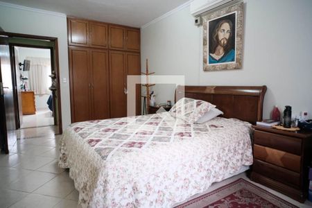 Casa à venda com 255m², 3 quartos e 3 vagasQuarto 2