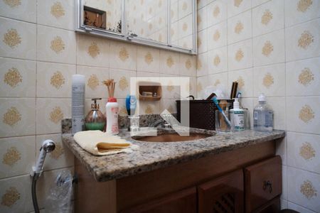 Casa à venda com 255m², 3 quartos e 3 vagasBanheiro do Quarto 2