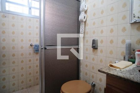 Casa à venda com 255m², 3 quartos e 3 vagasBanheiro do Quarto 2