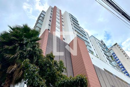 Apartamento à venda com 65m², 1 quarto e 2 vagas Apartamento à venda com 65m², 1 quarto e 2 vagasFachada