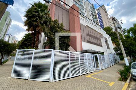 Apartamento à venda com 65m², 1 quarto e 2 vagas Apartamento à venda com 65m², 1 quarto e 2 vagasFachada