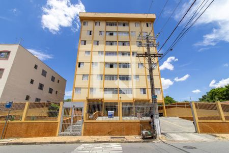 Apartamento à venda com 79m², 2 quartos e 1 vagaFachada