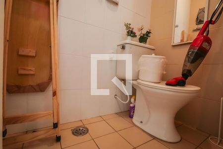 Apartamento à venda com 100m², 3 quartos e 2 vagasBanheiro de Serviço