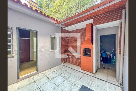Casa de condomínio à venda com 256m², 3 quartos e 1 vagaÁrea Externa