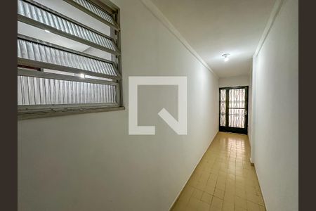 Casa de condomínio à venda com 256m², 3 quartos e 1 vaga Corredor