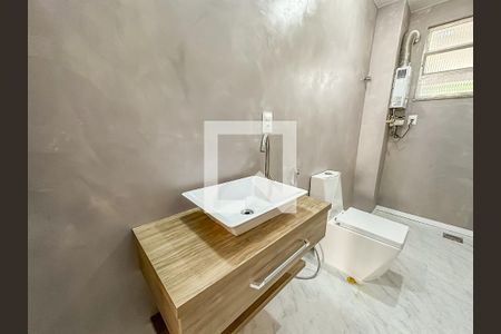 Casa de condomínio à venda com 256m², 3 quartos e 1 vagaBanheiro do Quarto 1