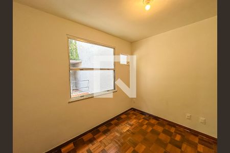 Casa de condomínio à venda com 256m², 3 quartos e 1 vagaQuarto 3