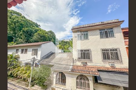 Casa de condomínio à venda com 256m², 3 quartos e 1 vagaQuarto 2