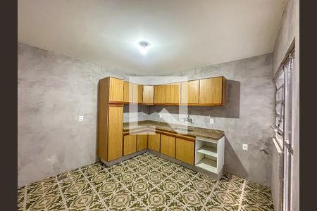 Casa de condomínio à venda com 256m², 3 quartos e 1 vagaCozinha