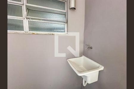 Casa de condomínio à venda com 256m², 3 quartos e 1 vagaÁrea de Serviço