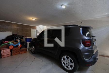 Casa à venda com 230m², 4 quartos e 3 vagas Casa à venda com 230m², 4 quartos e 3 vagasGaragem 1