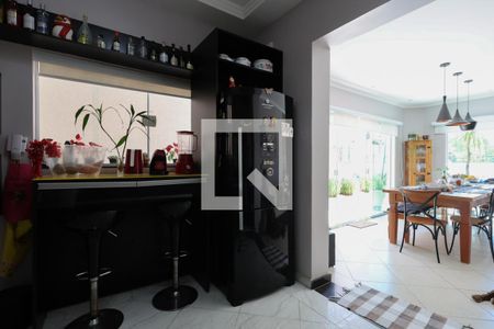 Casa à venda com 230m², 4 quartos e 3 vagas Casa à venda com 230m², 4 quartos e 3 vagasCozinha