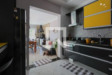 Casa à venda com 230m², 4 quartos e 3 vagas Casa à venda com 230m², 4 quartos e 3 vagasCozinha