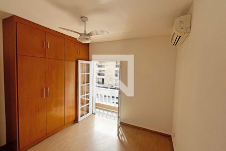 Quarto 1 de apartamento para alugar com 2 quartos, 70m² em Embaré, Santos