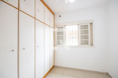 Casa à venda com 268m², 3 quartos e 2 vagasQuarto 3