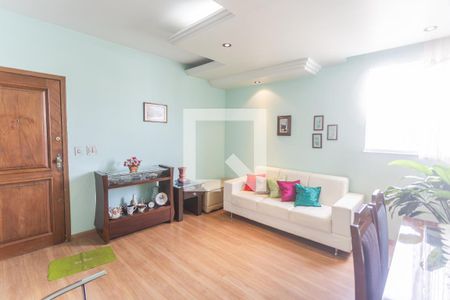 Sala de apartamento à venda com 2 quartos, 70m² em Sagrada Família, Belo Horizonte