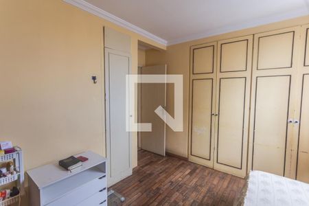 Quarto 1 de apartamento à venda com 2 quartos, 70m² em Sagrada Família, Belo Horizonte
